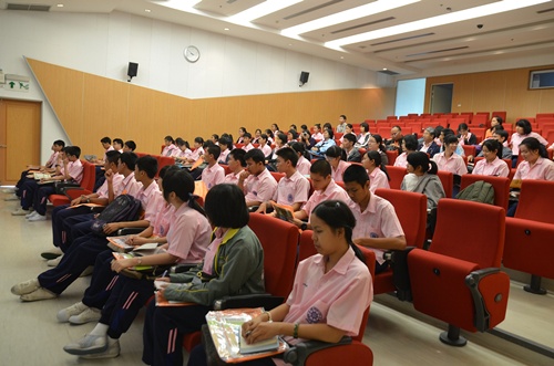 02DSC 0048
