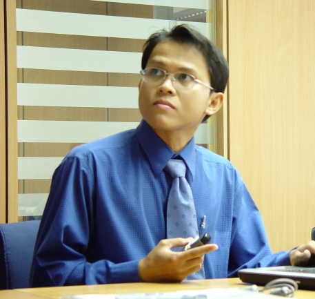 Dr Prapong Klysubun