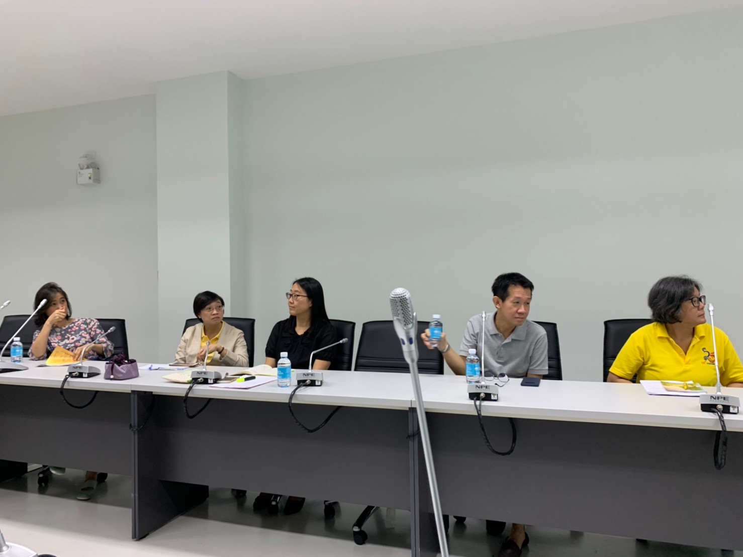 Research discussion 5 7 62 ๑๙๐๗๐๘ 0010